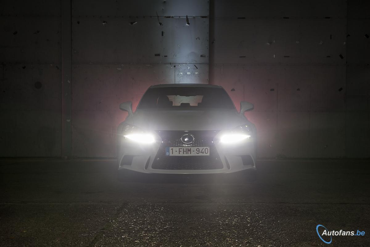 Lexus-IS-300h-F-Sport-Rijtest