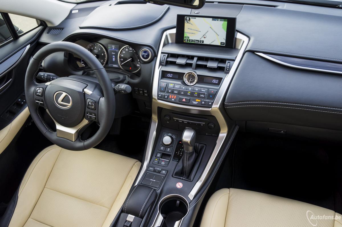 lexus-nx-300h-2014-test-interieur