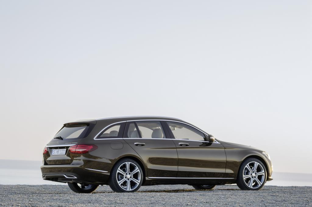 Mercedes-C-klasse-Break-W205-2014_10