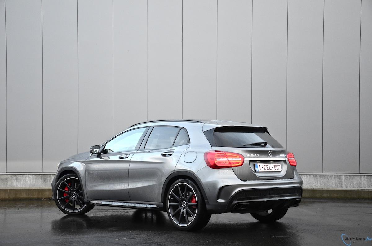 Rijtest: Mercedes GLA45 AMG