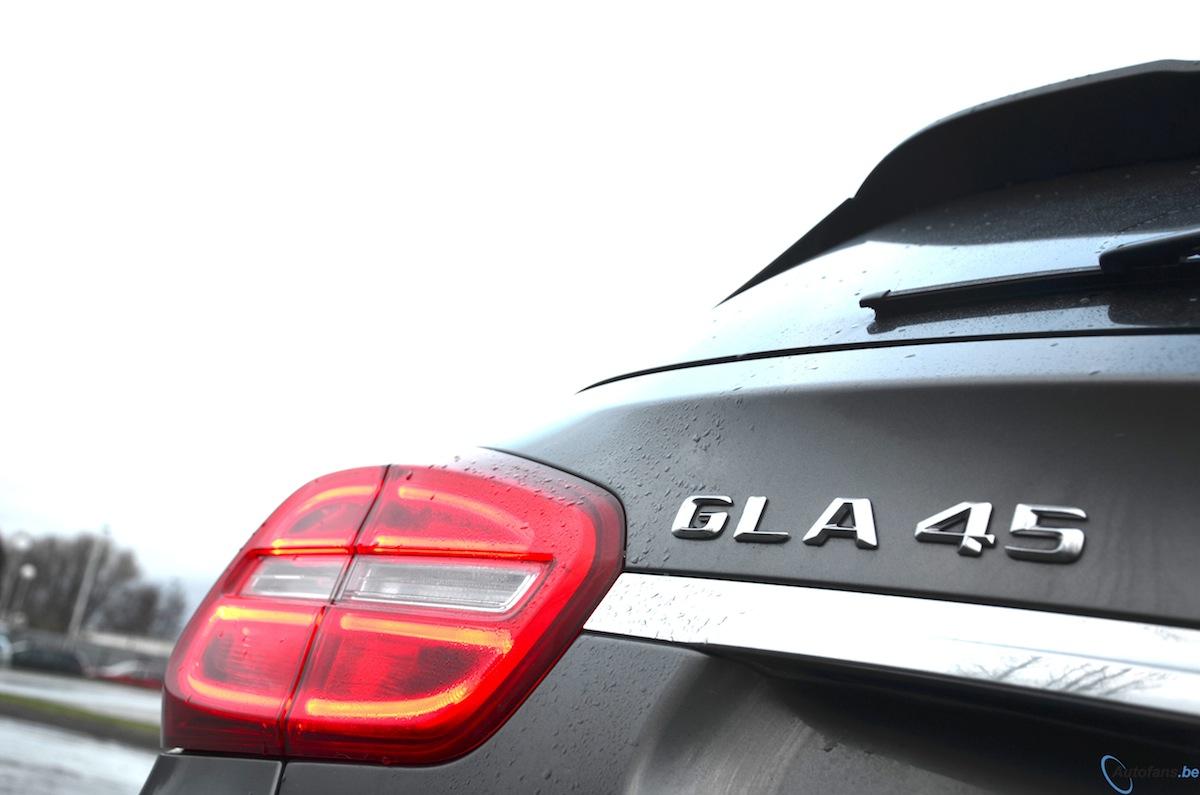 Rijtest: Mercedes GLA45 AMG