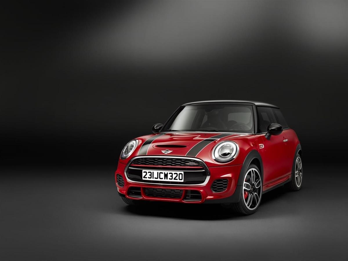 mini-john-cooper-works-2014_02