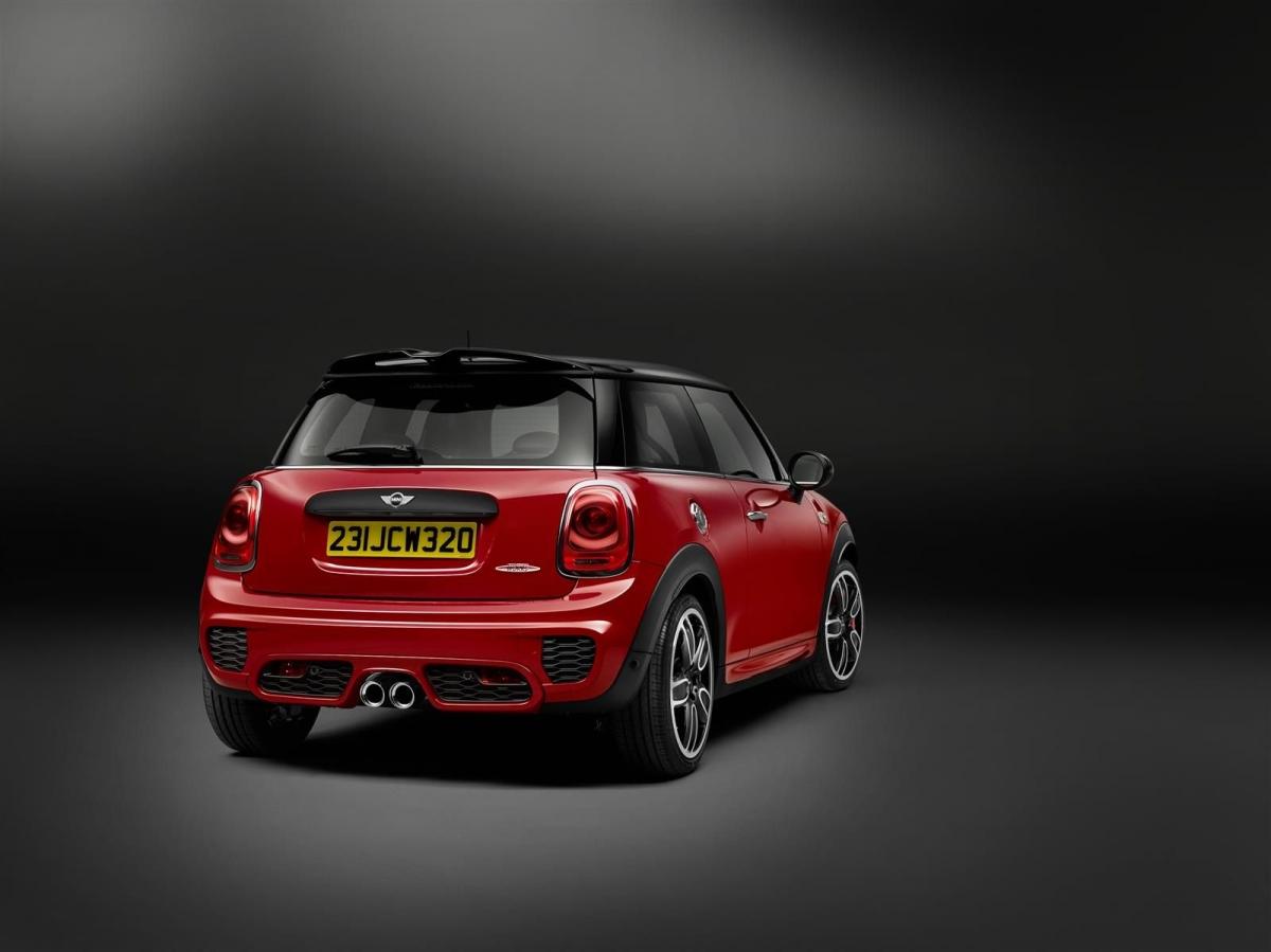 mini-john-cooper-works-2014_02