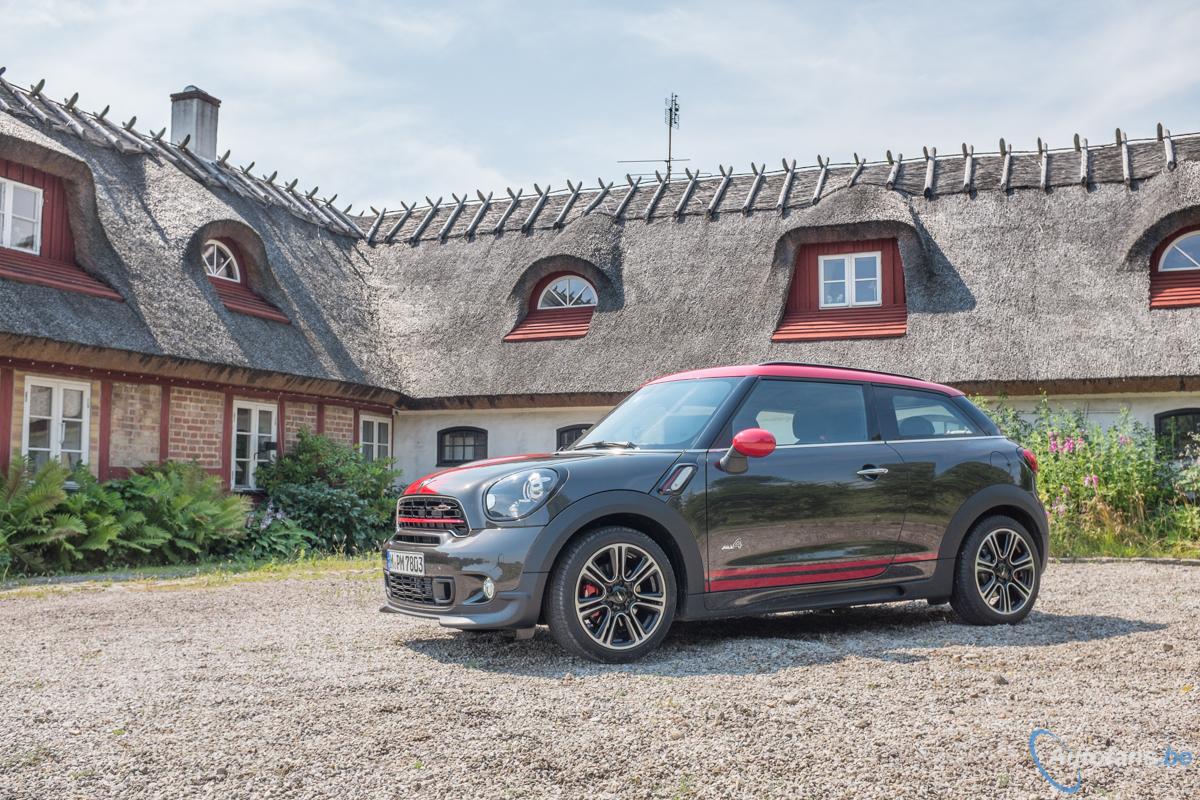 Min- Countryman-en-Mini-Paceman-in-Zweden