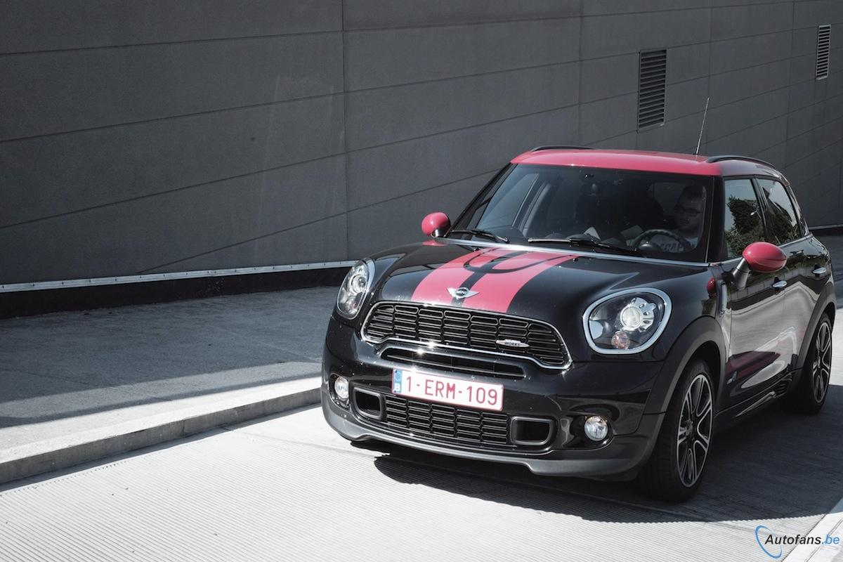 Nissan-Juke-Nismo-VS-Mini-Countryman-JCW