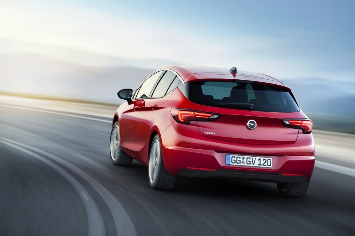 opel astra 2015 006