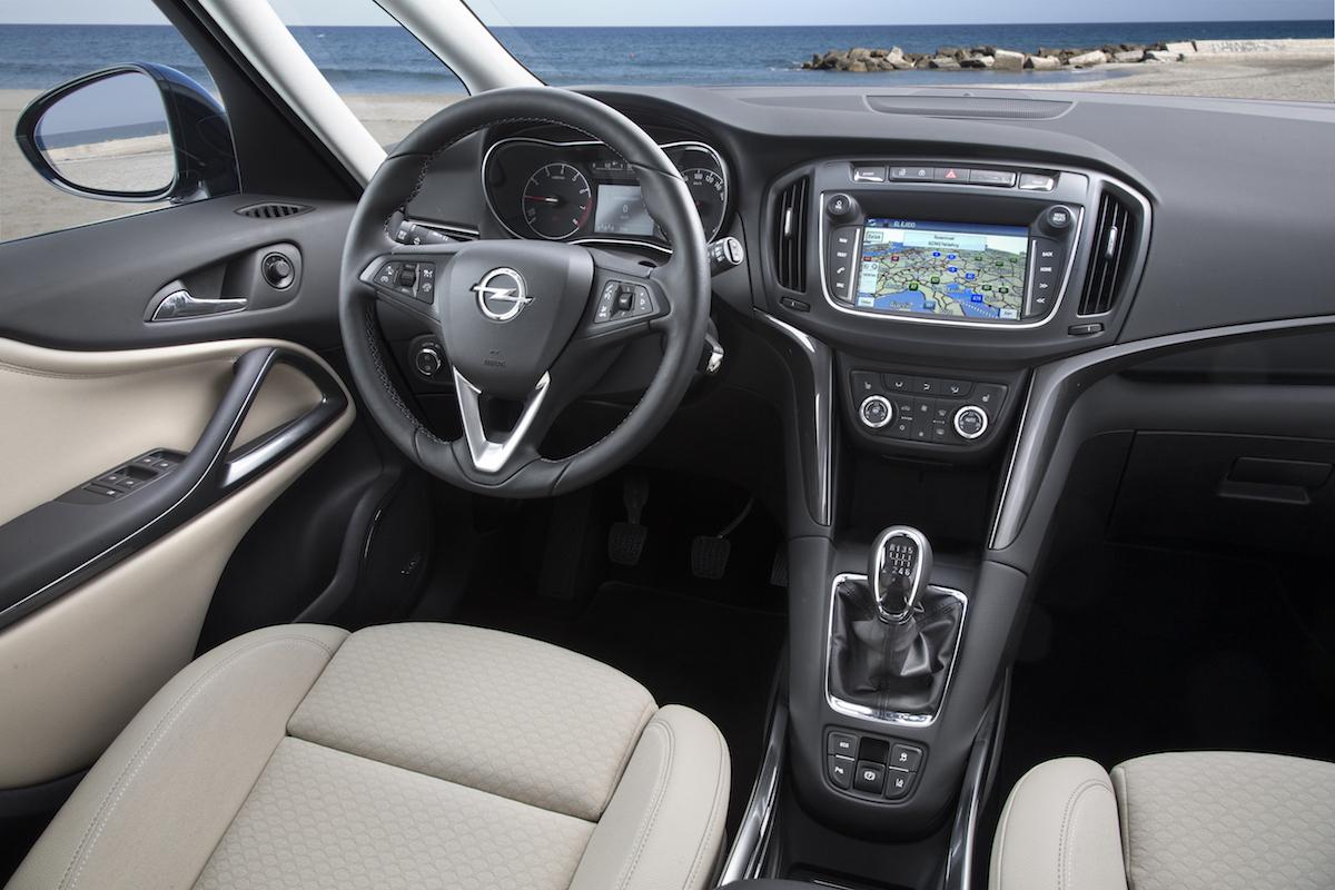  opel-zafira-facelift-2016