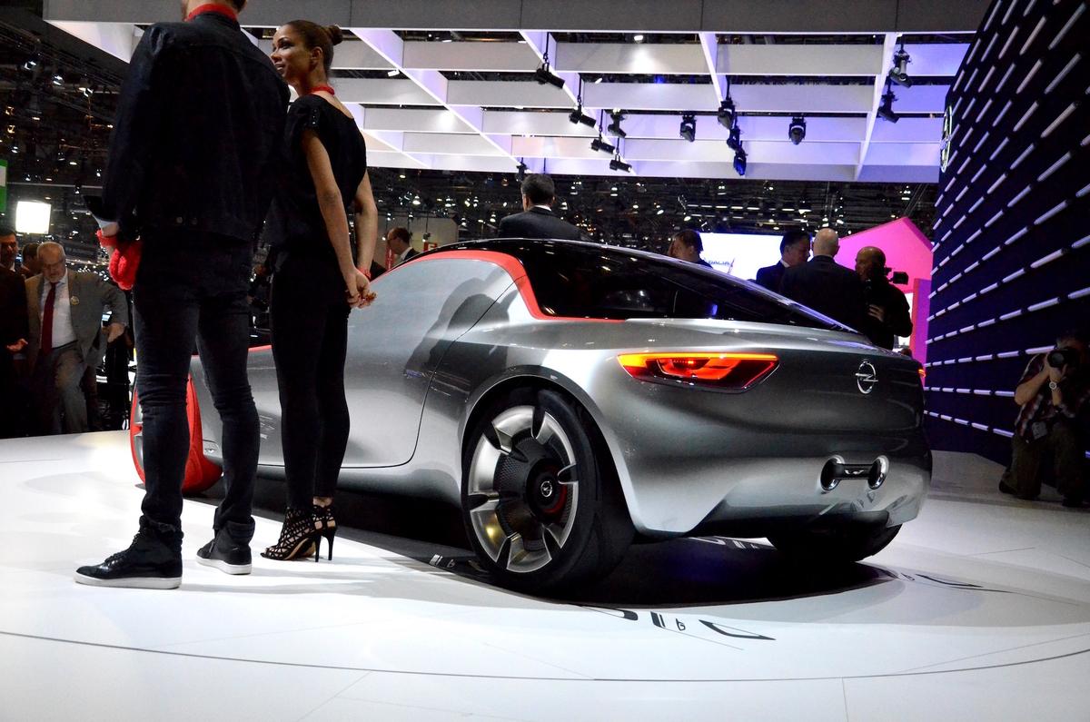 opel-gt-concept-live-geneva-2016