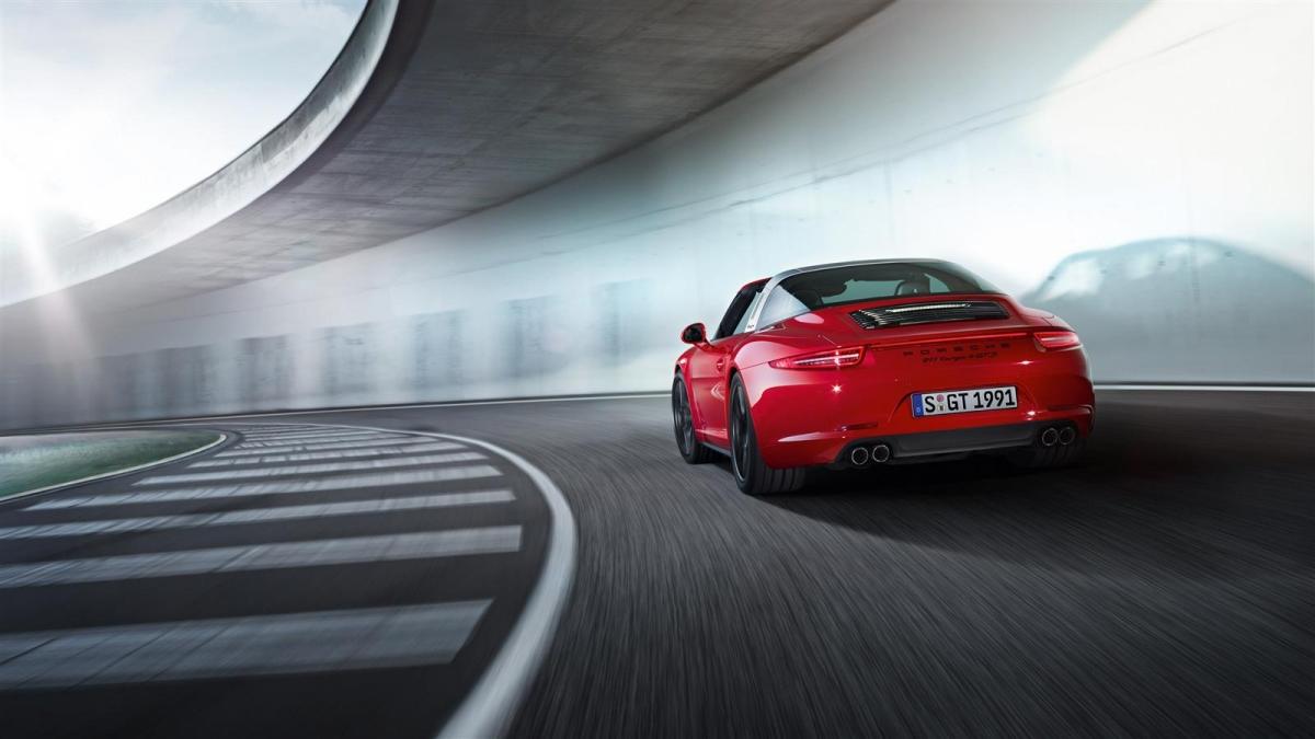 porsche-911-targa-4-gts-2015_01