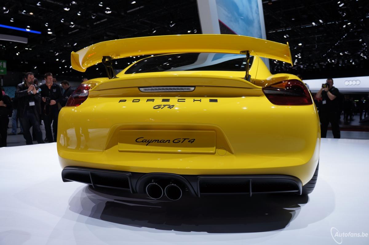 porsche-cayman-gt4-2015