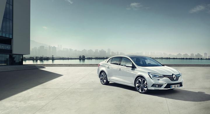 renault-megane-sedan-2016