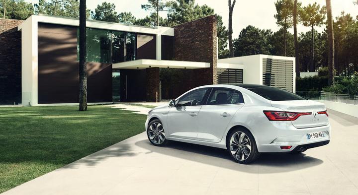 renault-megane-sedan-2016