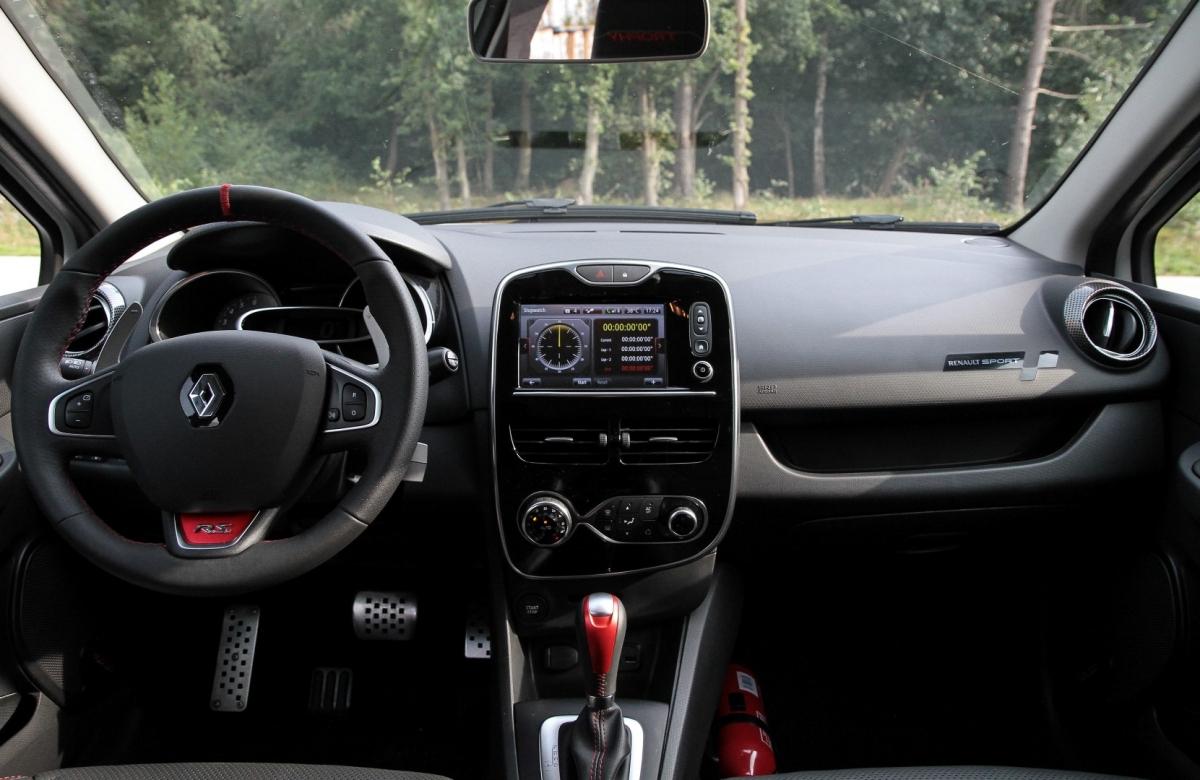 Renault Clio RS 220 Trophy
