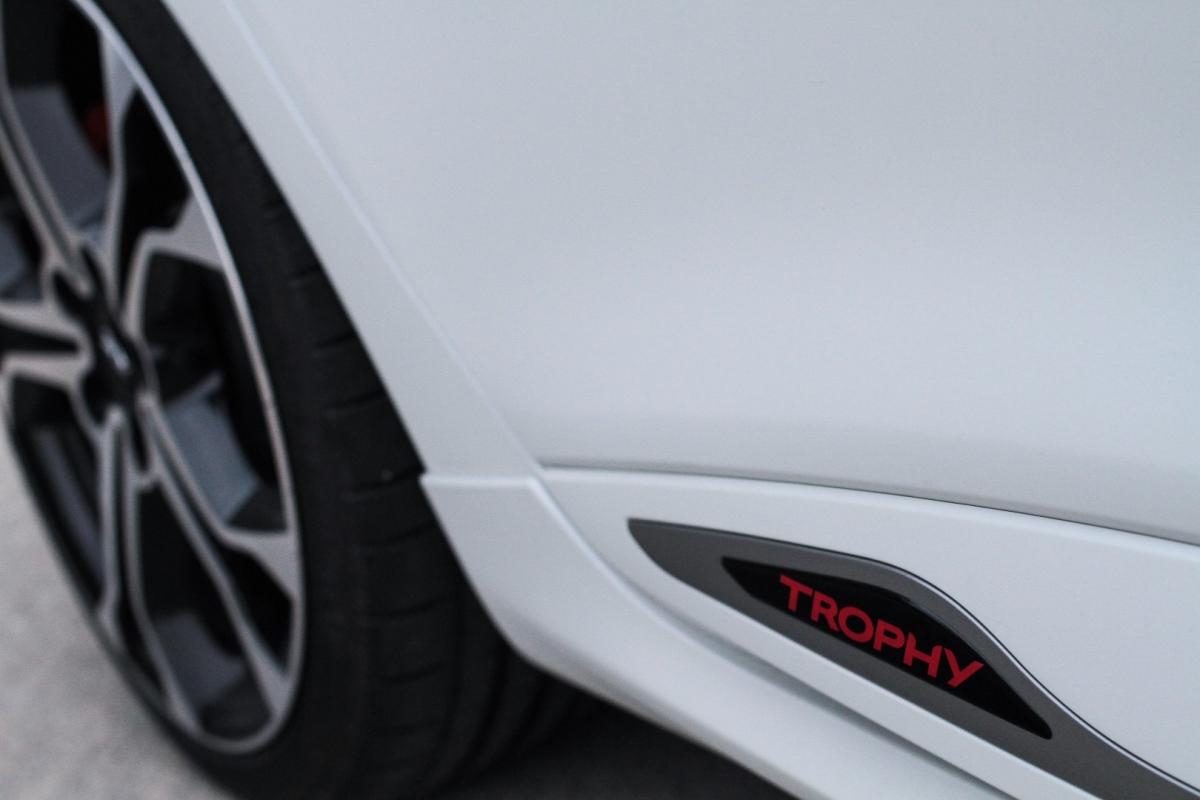 Renault Clio RS 220 Trophy
