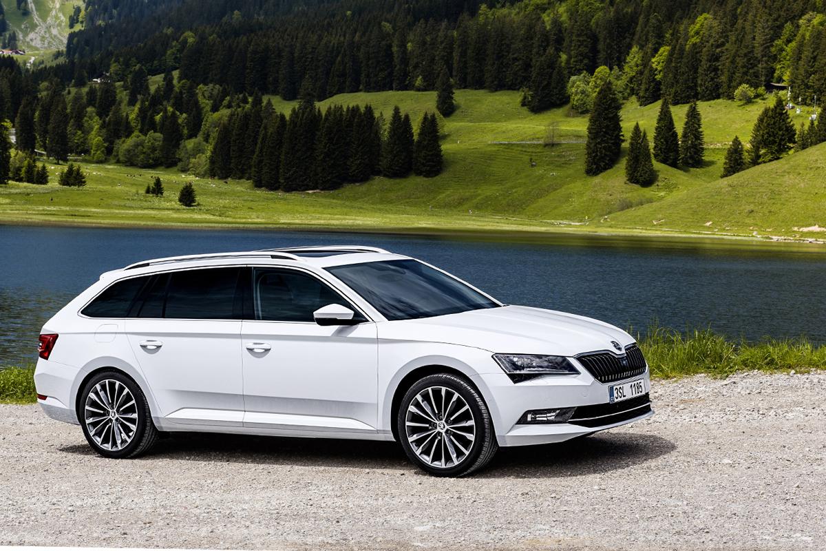 skoda-superb-combi-2015-test