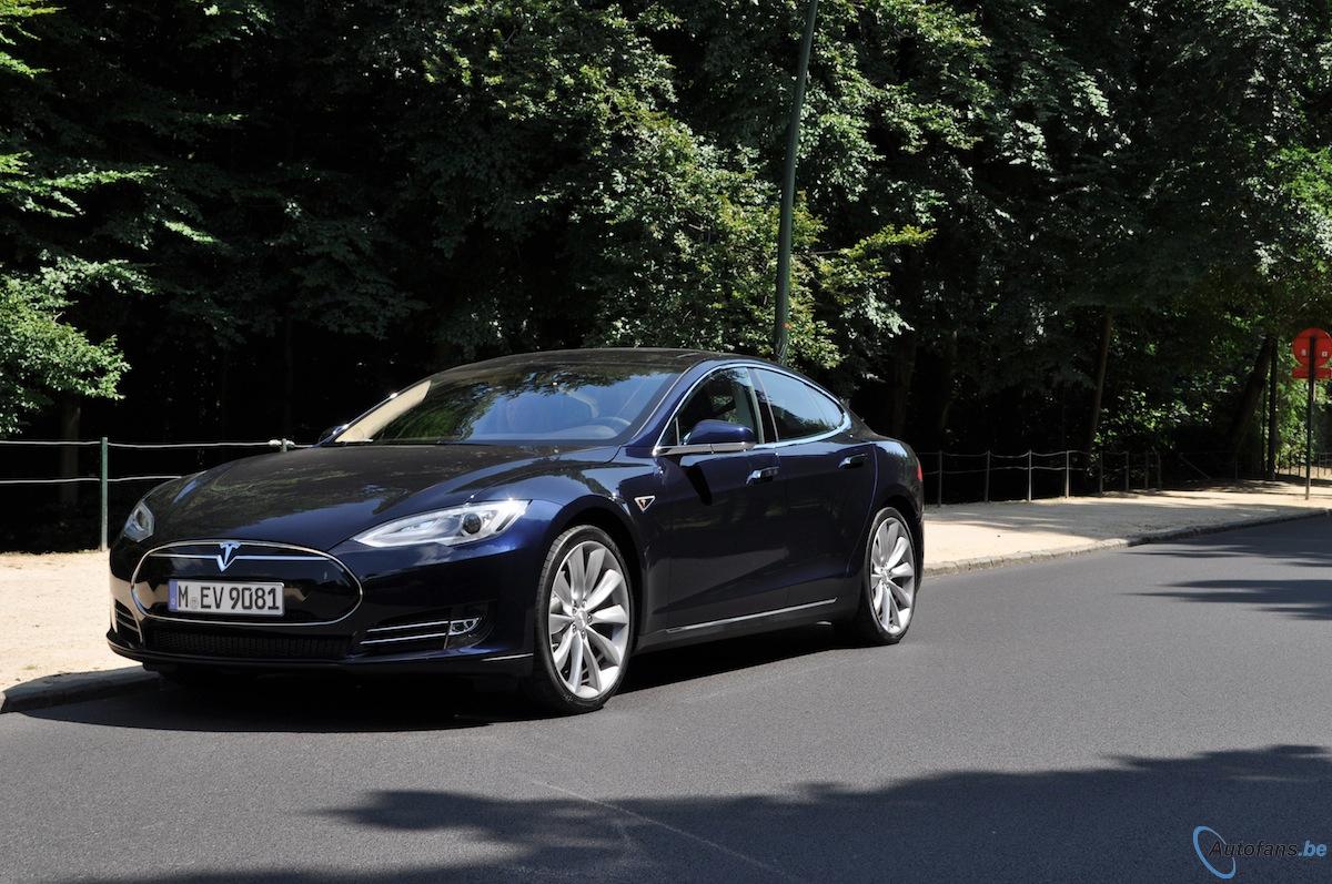 Tesla-Model-S