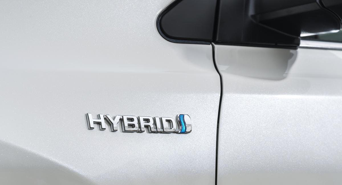  toyota-rav4-hybrid-rijtest