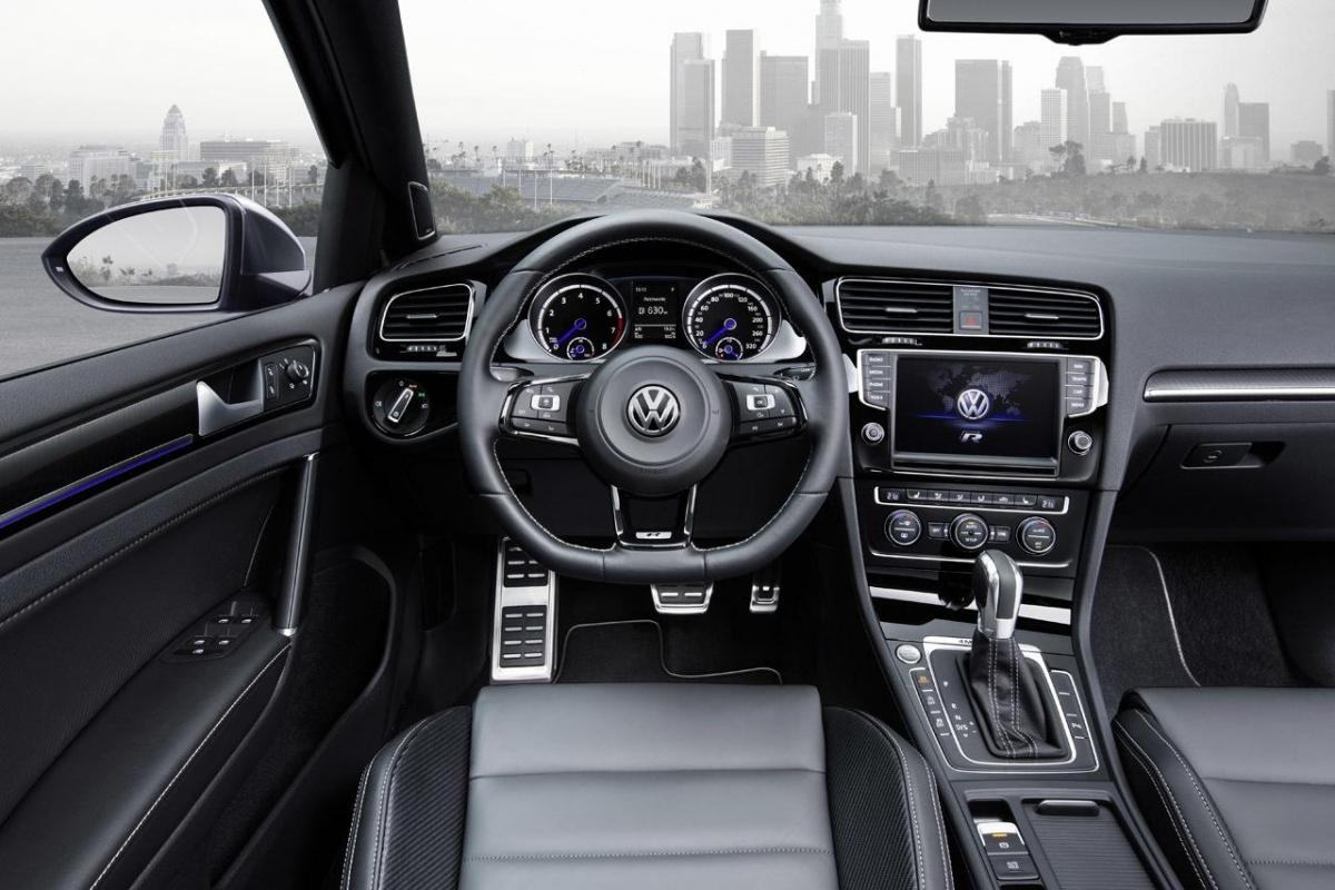 volkswagen-golf-r-variant-2014