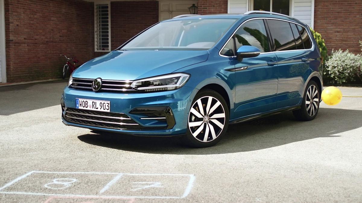 volkswagen-touran-2015-rijtest