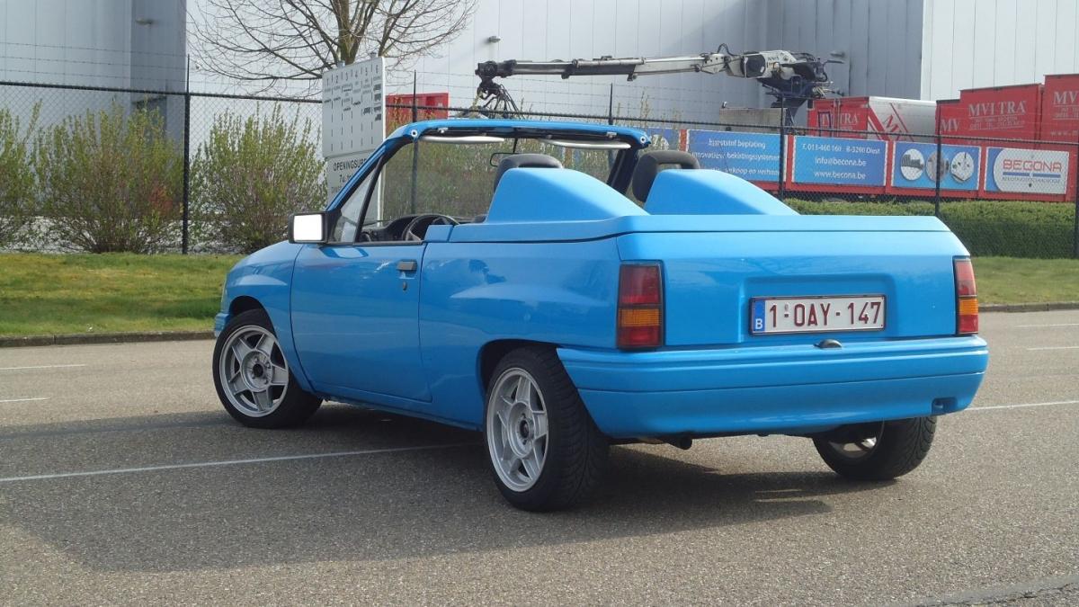 Vrijdag-Fandag-Opel-Corsa-A-Cabrio