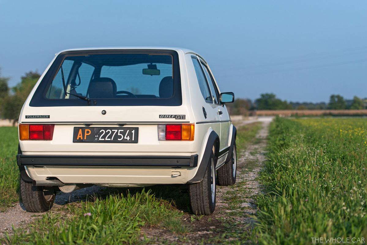 volkswagen-golf-gti-1979-sreensaver_07