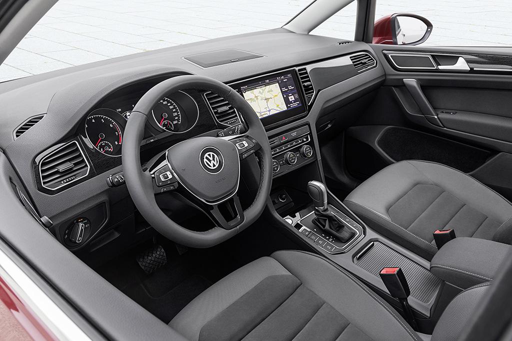 volkswagen-golf-sportsvan-facelift_01