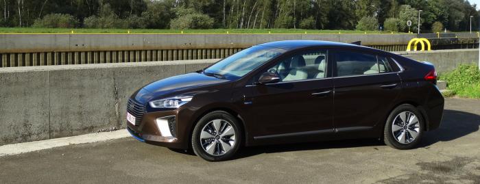 2017-hyundai-ioniq-plug-in-hybride