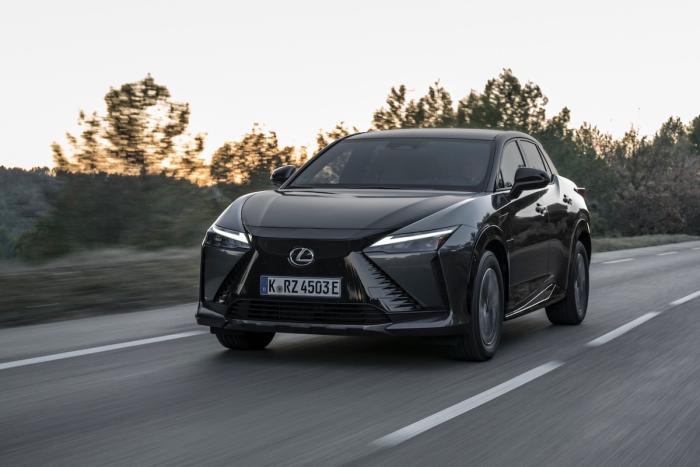 Test Lexus RZ 450e 2024