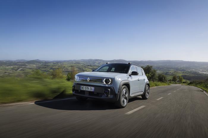 First drive : Renault 4 E-Tech (2025)