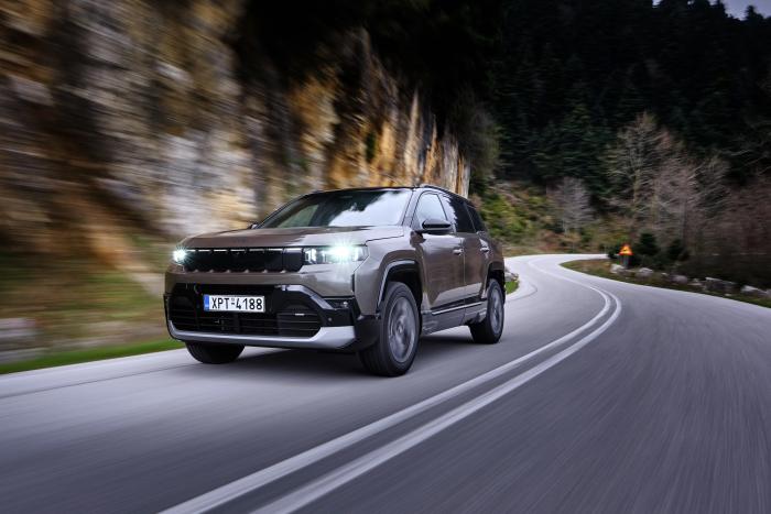 Jeep Compass ehybrid test 2026