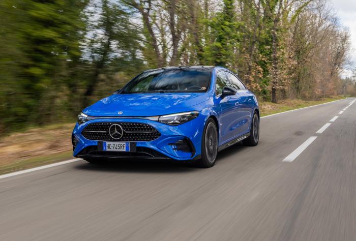Mercedes CLA Hybrid test 2025