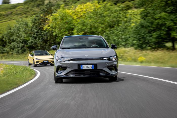 Leapmotor B05 test rijtest review belgie prijs