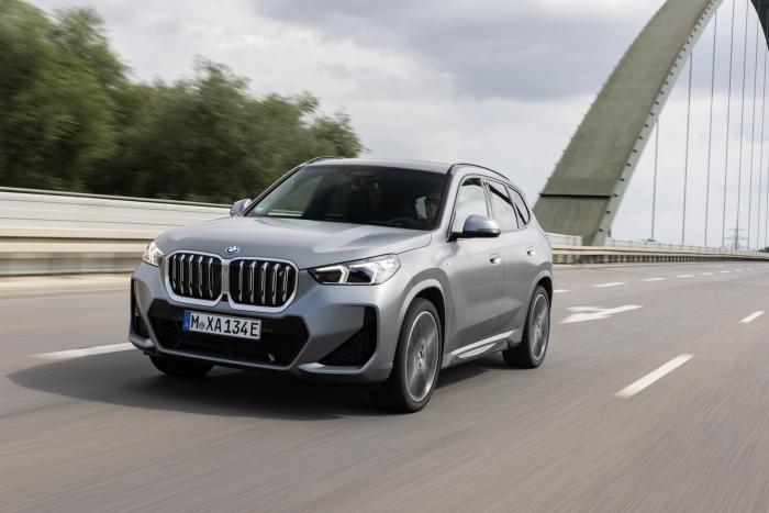 BMW iX1 snelwegtest 2026