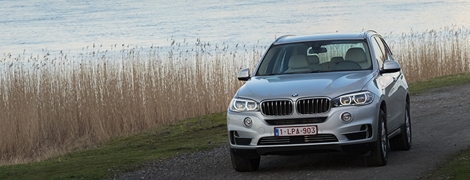  bmw-x5-xdrive40e-autofans-banner