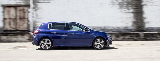 peugeot-308gt-200-thp-2015