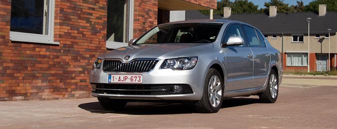 skoda-superb-facelift_2013_berline-rijtest