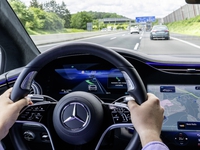 Mercedes autonome rijstrookwissel update 2024
