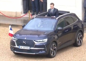 presidentmacron-ds7crossback_1