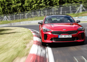 kia-stinger-nurburgring