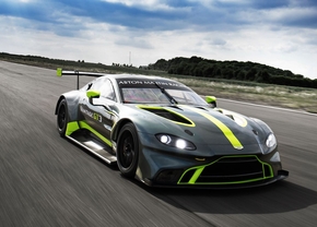 Aston Martin DTM Vantage