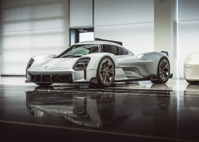 Porsche Unseen 919 Street