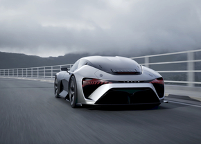 Lexus sportive électrique 2030
