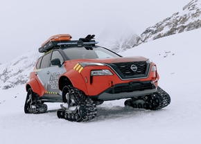 Nissan X-Trail e-4orce Mountain Rescue 2024