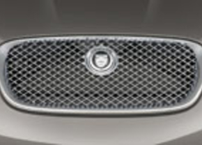 2010 Jaguar XF grill