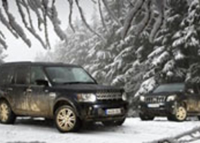 Land Rover   Discovery vs Toyota Land Cruiser