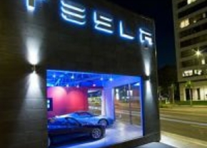 Tesla showroom Antwerpen