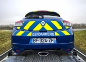 Bij de politie II: Renault Mégane RS voor gendarmerie (+video)
