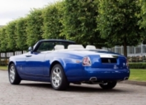 Eéntje om te koesteren: Rolls Royce Phantom Drophead coupé met juwelenkoffer