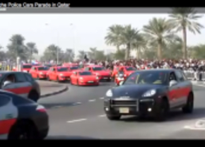 Porsche politie parade in Qatar