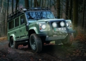 Land Rover Defender Blaser Edition